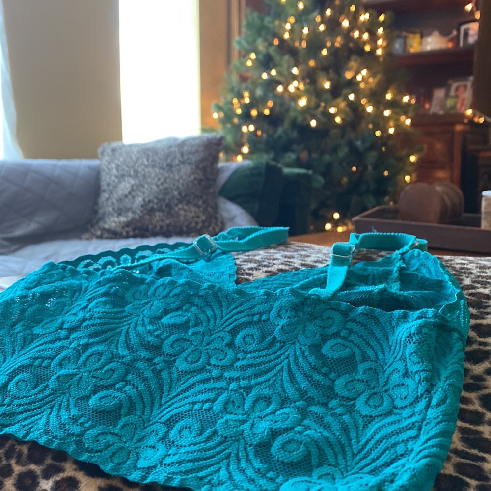 Vintage teal lace bralette - Picture 9 of 15
